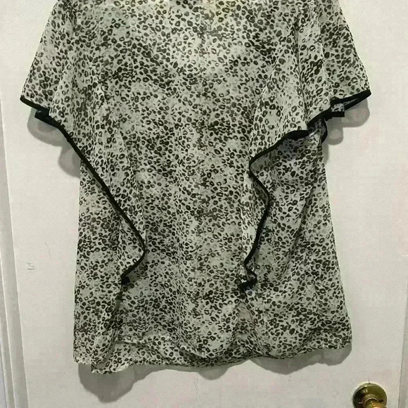 ☀️🏖️I.N studios top‎ - Picture 3 of 4